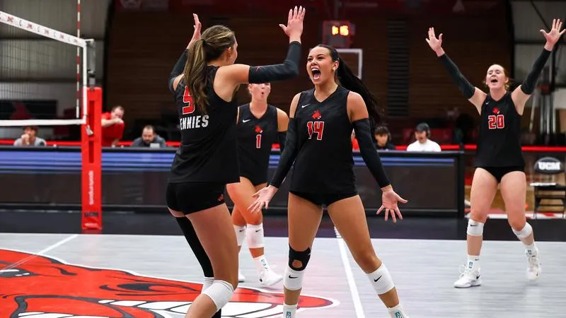 RV Jennies Volleyball Opens Holiday Inn Express Griffon Invitational Sweeping Illinois-Springfield