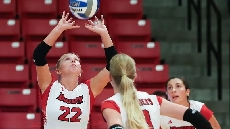 Volleyball's Win Streak Stopped at Seven With Split at Ichabod Classic