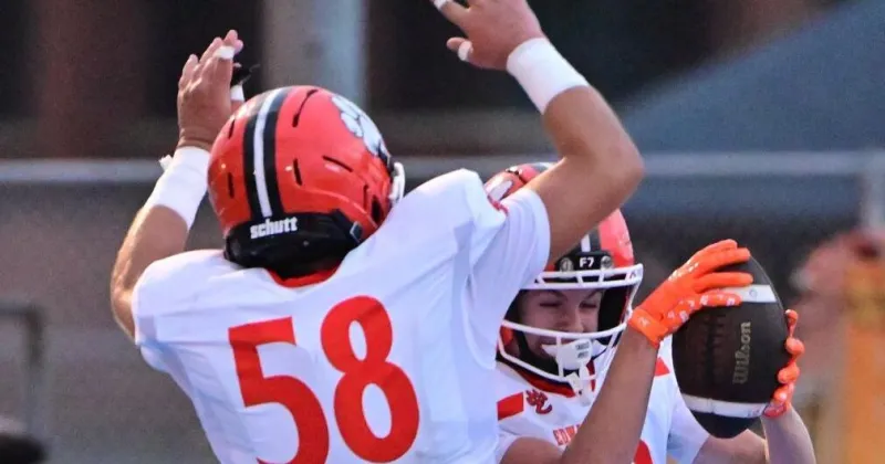 Edwardsville breaks through for first win by blanking Belleville East in league opener