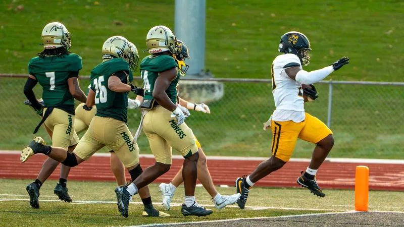 Football scores first win of 2026 at Missouri S&T