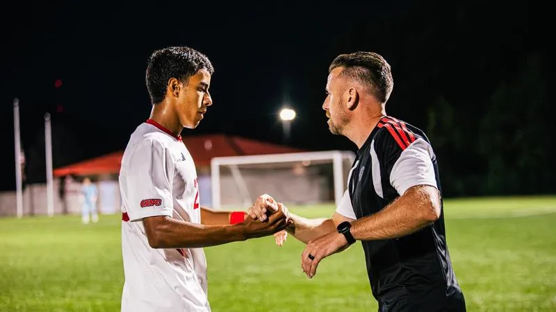 Men's Soccer Stays Perfect in GLVC Play with 2-0 Win at UMSL