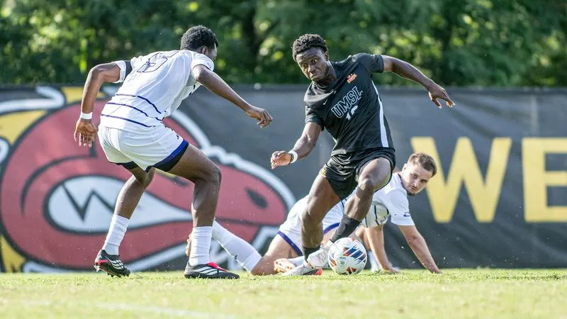 Tritons Come Up Short Against Panthers
