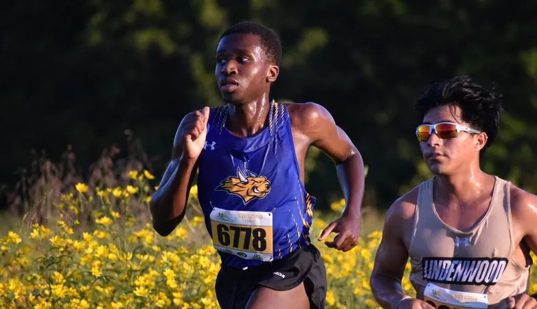 Gorloks Finish Fifth at Larry Young Invitational