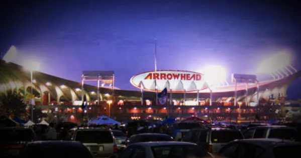 Kansas City Chiefs Fans Already Queue Up For Kickoff Game