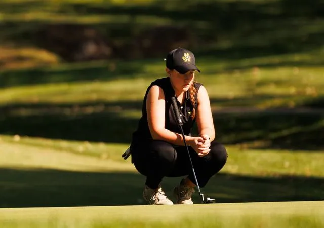 Women's Golf sits sixth after opening round in Joplin