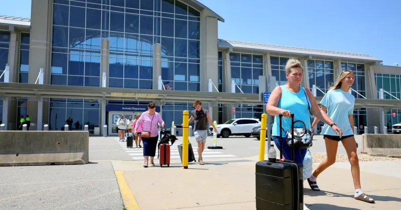 MidAmerica Airport getting $1.15 million for safety landscaping work