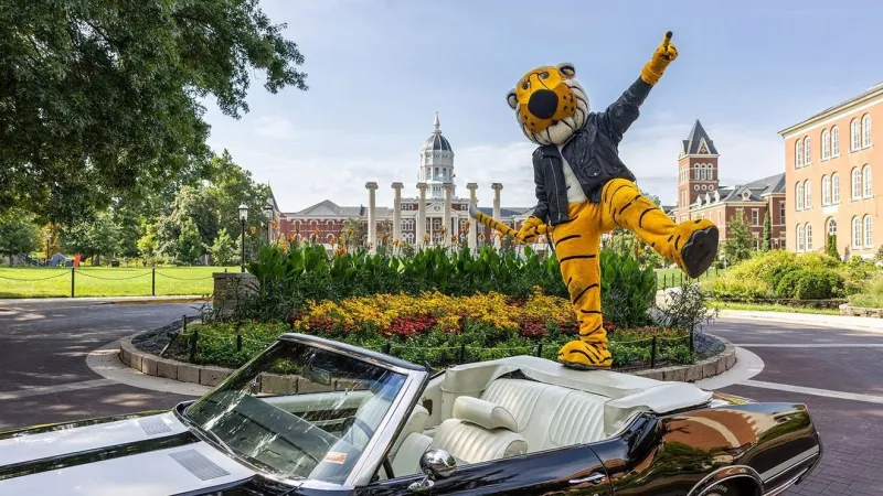 Mizzou's Truman the Tiger turned 40!