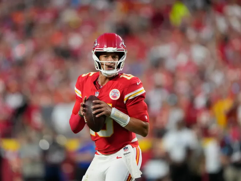 Patrick Mahomes shines on his surgically repaired knee in Chiefs' season-opening rout of Broncos