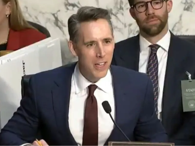 Hawley pushes Republicans to back national abortion pill ban