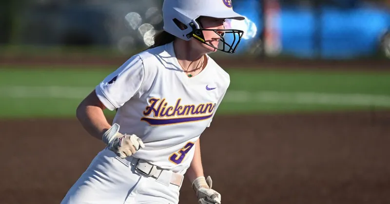 Hickman softball wins its 10th game against Capital City