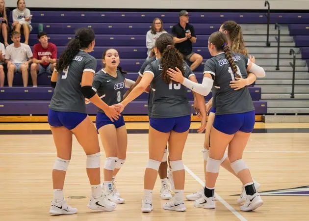 SBU Drops GLVC Opener to Regining Champs