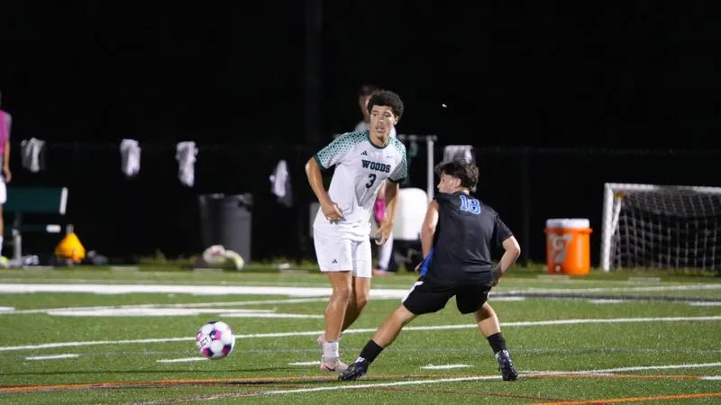 Viking Back Line Holds Strong in 3-0 Win Over Owls