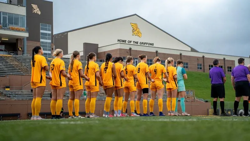 Soccer shuts out Northeastern State for first conference win