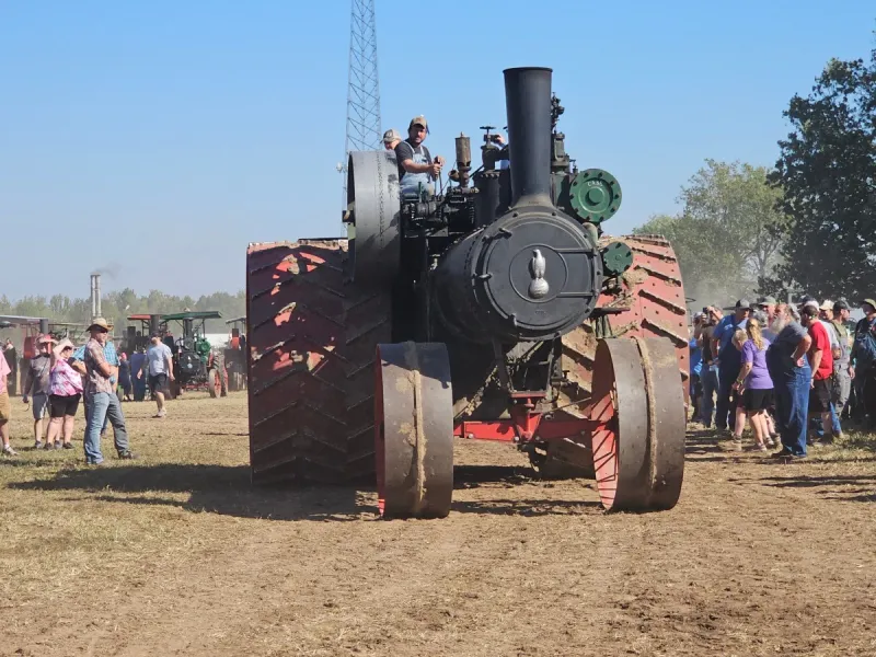 Historic Steam and Iron Draw Crowds to 64th Annual Steam-O-Rama Near Halltown