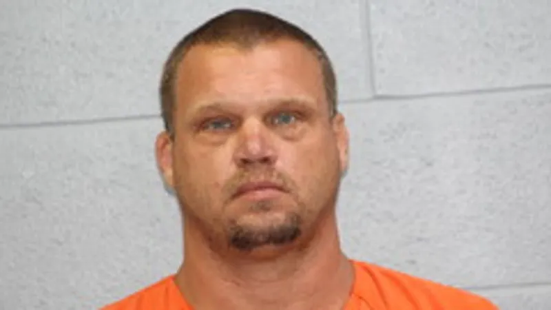 Man previously convicted of child abuse faces new charge in Crawford County