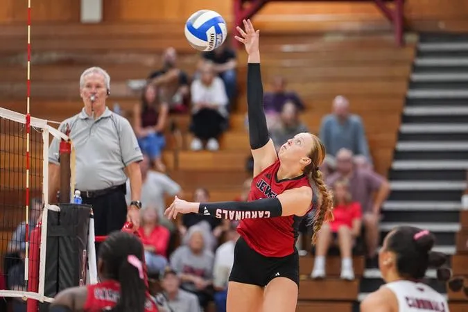 Cardinals Drop GLVC Opener at Rockhurst