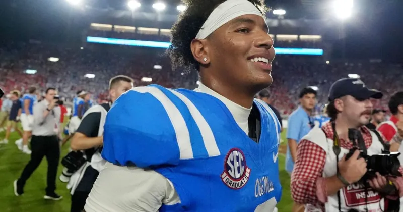 No. 21 Florida counting on Swamp to help slow down Ole Miss star QB Trinidad Chambliss