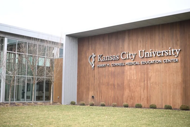 KCU medical and dental students provide free school health screenings in Kansas City, Joplin
