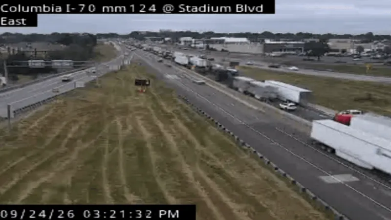 MoDOT traffic cameras confirm slowdowns on I-70 eastbound near Stadium Boulevard Thursday