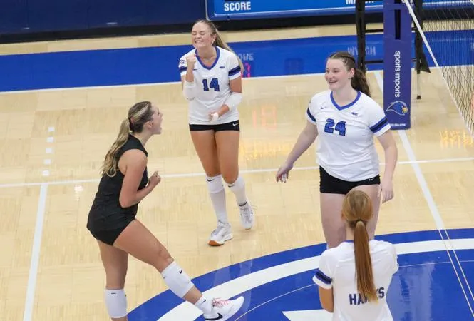 Hawks Win Seventh-Straight in 3-0 Victory