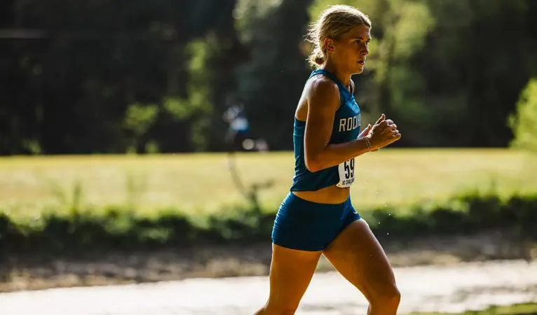 Hessen Sets School 6K Record in Gans Creek Classic Victory