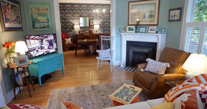 She dreamed of living in this Alton neighborhood. Now she owns a 1905 gem