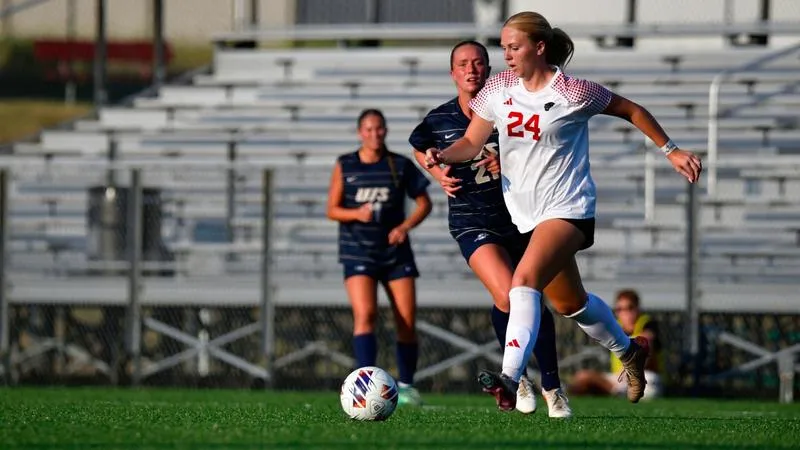 Women's Soccer Falls After Lewis' Second-Half Push
