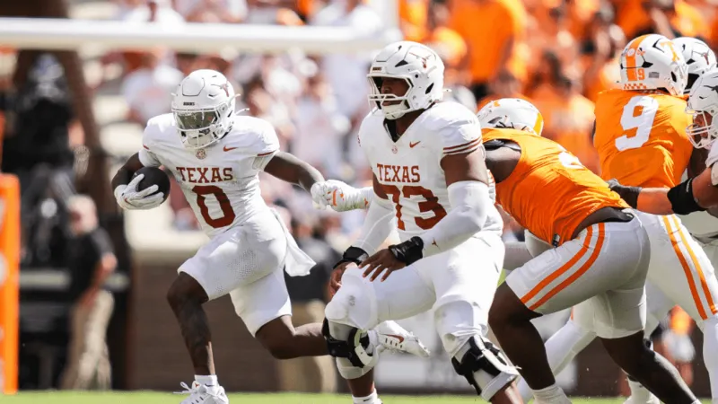 Missouri at bottom of AP Top 25; Texas, Georgia, Notre Dame top 3 again