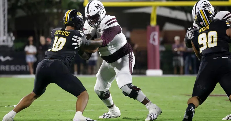 Mizzou edge rusher Daeden Hopkins keeps piling up accolades early