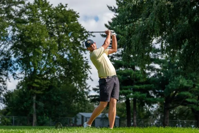 Men's Golf wraps up first two rounds of Holiday Inn Express Invitational