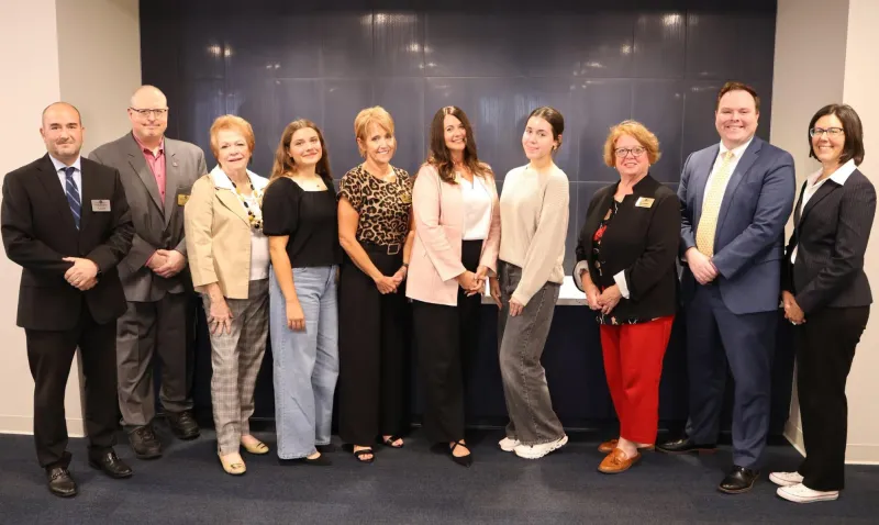 Mehlville's student advisors recognized for service