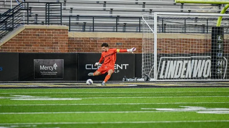 Quinn Closson Picks Up Second Straight OVC Goalkeeper Of The Week Award
