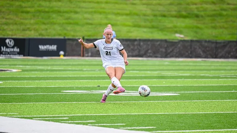 Peyton Johnson Wins Third OVC Defensive Player of the Week Award
