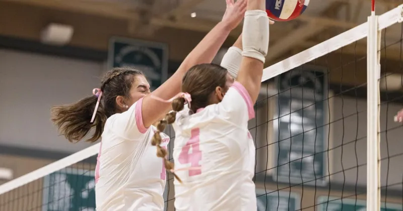 'Everybody was on.' Incarnate Word hits in all cylinders in sweep of St. Joseph's