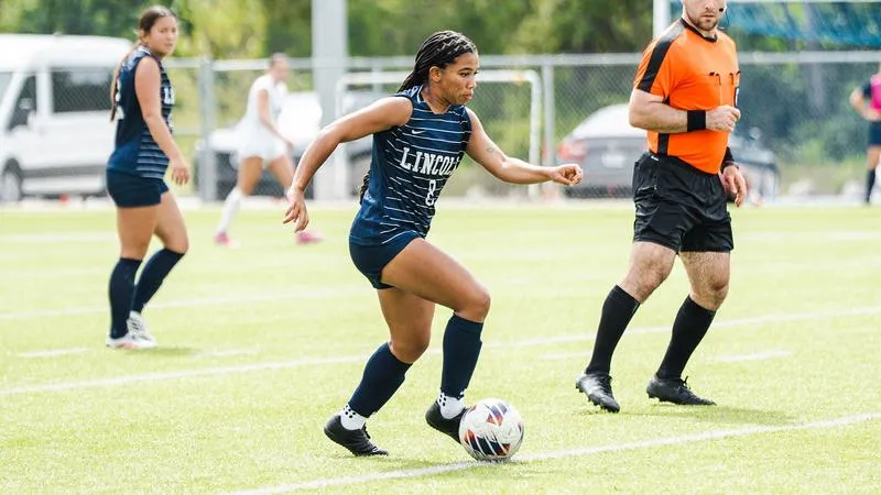 Blue Tigers and Cardinals Play to a Tie