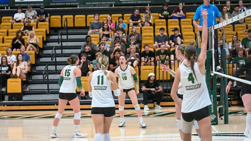 S&T Defeats GLVC-Leading Flyers on the Road