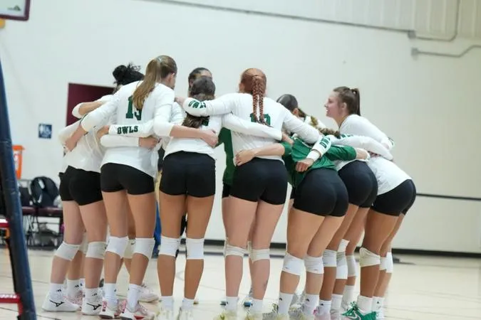Owls swept by Mustangs