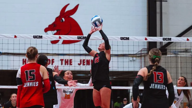 RV Jennies Volleyball Falls in Four to No. 8 MoWest Friday