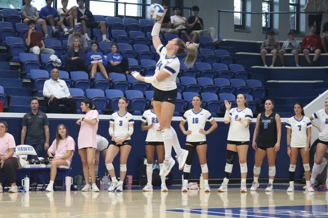 Hawks Win 10th Straight in 3-0 Victory