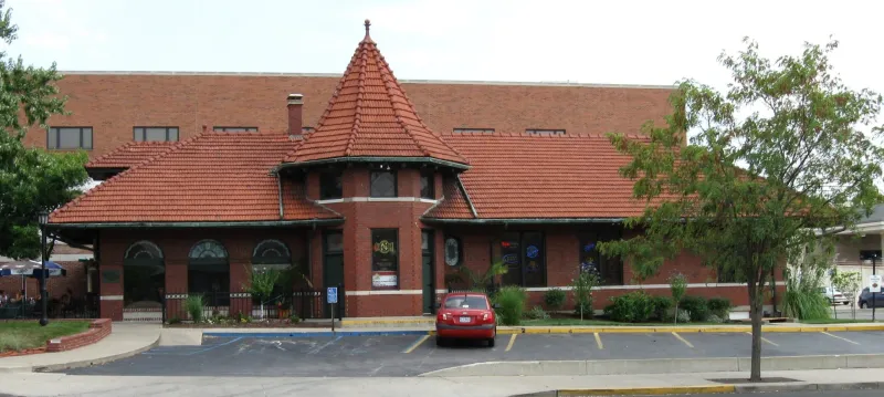 Community Members Gather to Save Katy Station