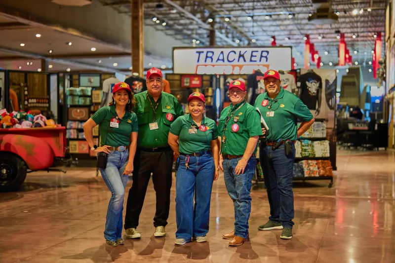 Bass Pro seeking 80 local employees for holiday shopping season