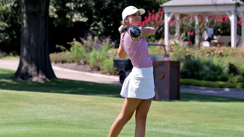 Women's Golfers Compete at Flyer Fall Intercollegiate