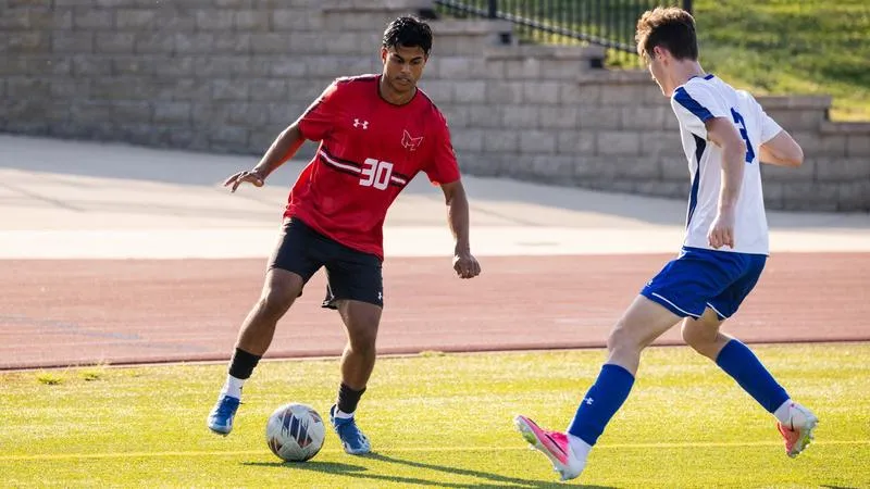 Late Vilela Goal Salvages Tie for Men's Soccer
