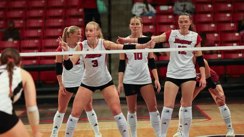 Quick Start Powers Volleyball to Road Sweep of UIS