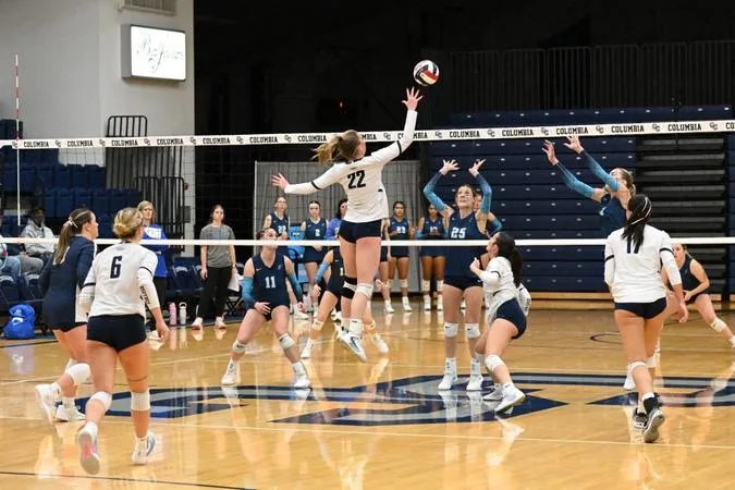 Cougars Sweep Blue Raiders for 20th Win