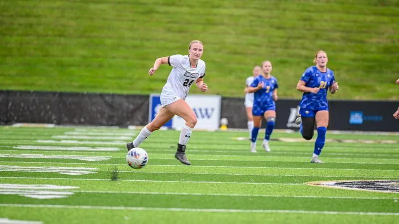 Women's Soccer Completes Two-Week Road Swing at EIU