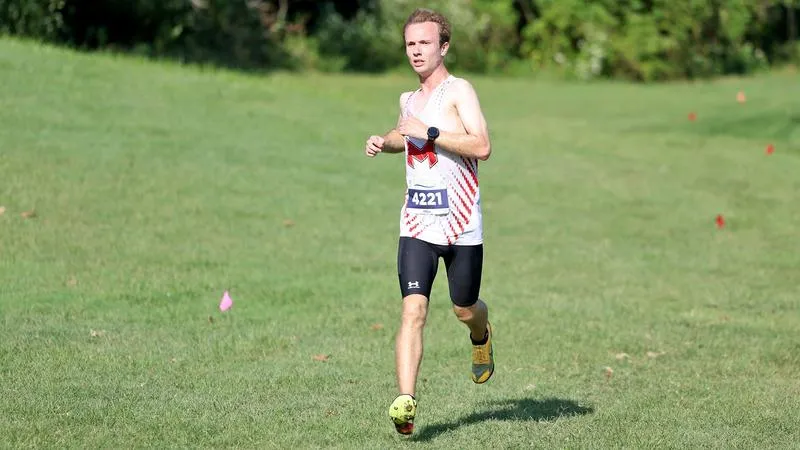Maryville Men's Cross Country Competes at Lucian Rosa Invitational