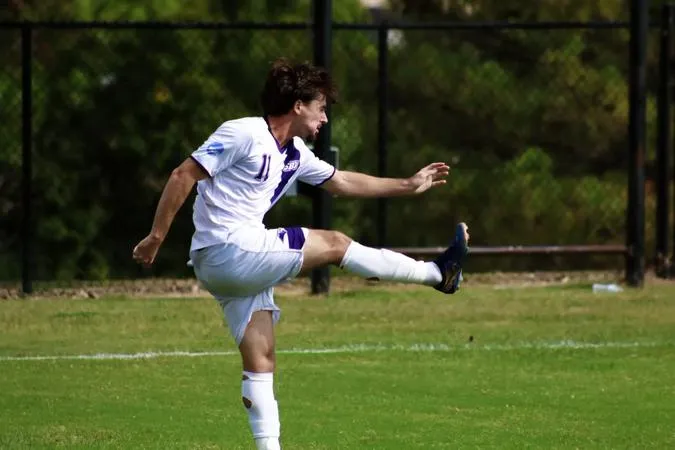 Men's Soccer Falls to Hawks on the Road