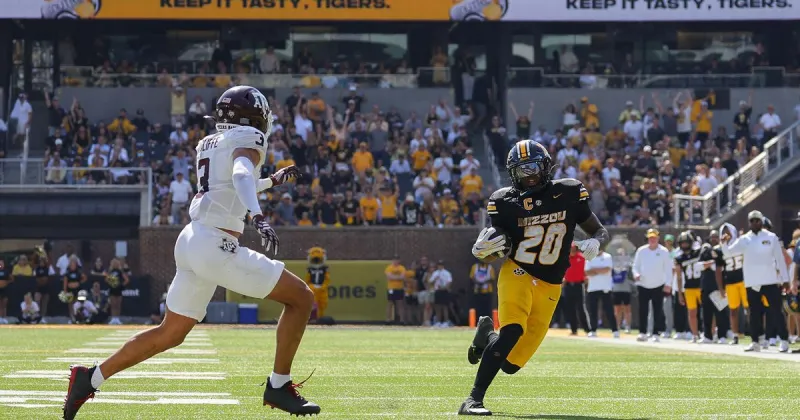 Roberts joins elite company with back-to-back 200-yard rushing games