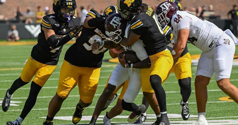Ground and grind: Mizzou bullies Texas A&M with staunch defense, tough running